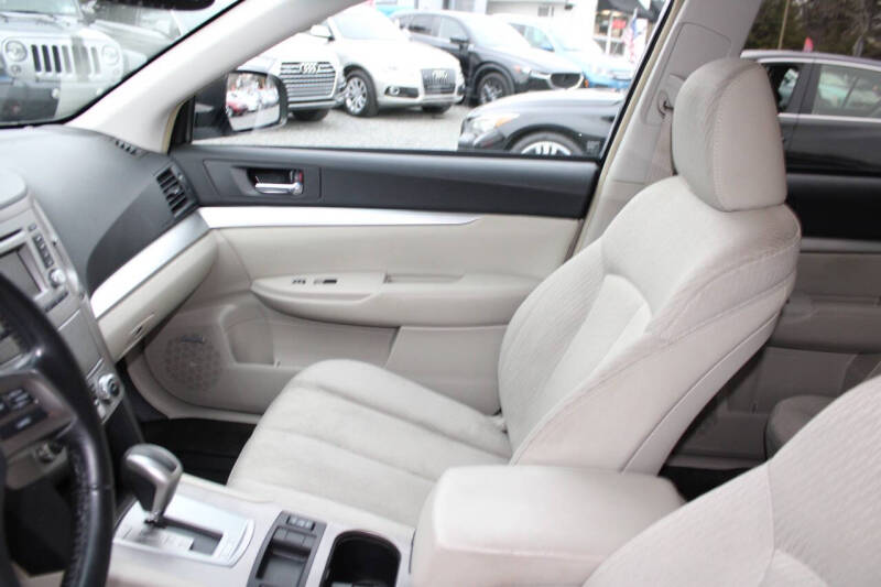 2012 Subaru Outback 3.6R Premium