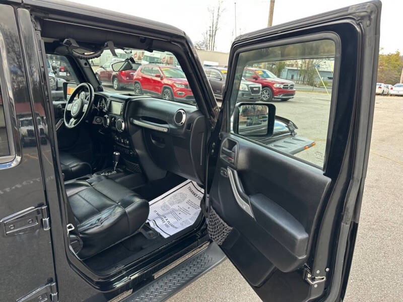 2012 Jeep Wrangler Unlimited Sahara