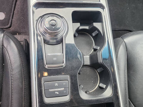 2020 Ford Edge Titanium