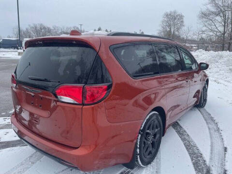 2018 Chrysler Pacifica Touring L Plus