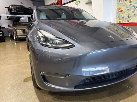 2023 Tesla Model Y Long Range