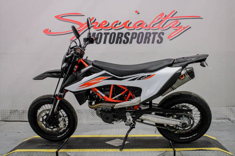 2019 KTM 690 SMC R