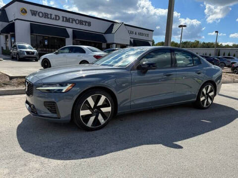 2024 Volvo S60 Recharge T8 Plus Dark Theme