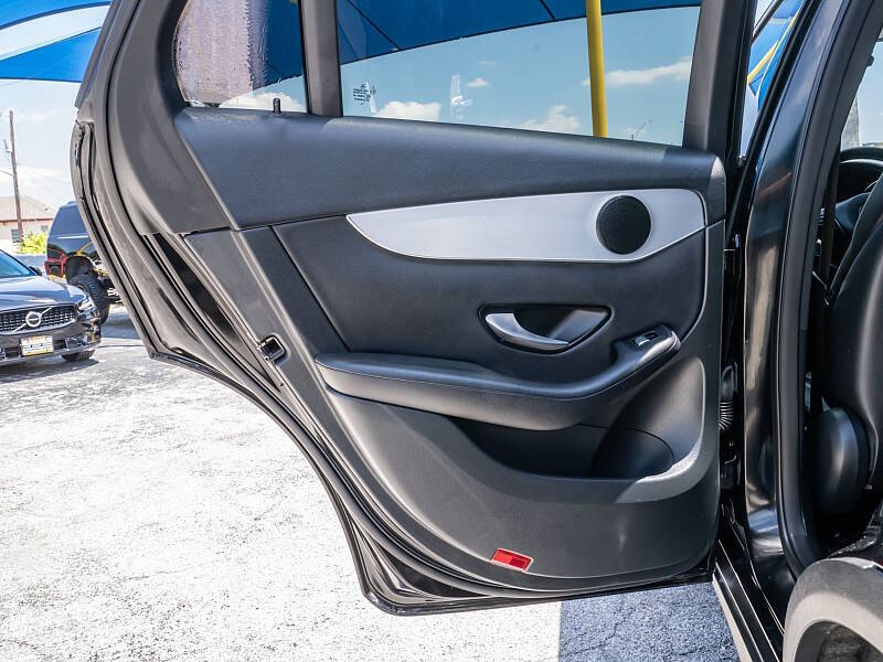 2019 Mercedes-Benz GLC GLC 300