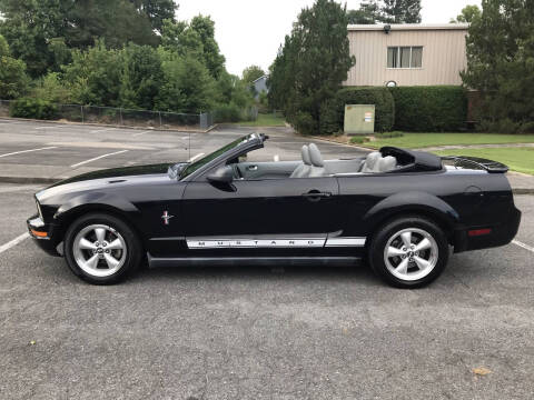 2007 Ford Mustang V6 Deluxe