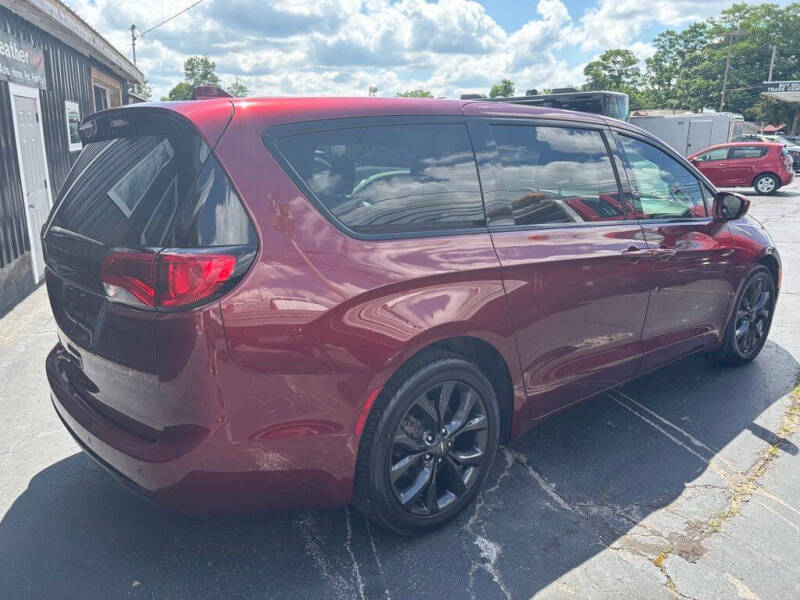 2019 Chrysler Pacifica Touring Plus