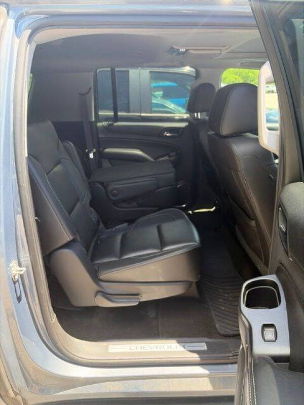 2016 Chevrolet Suburban LT