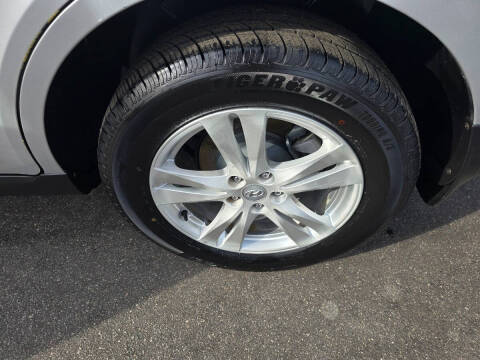 2012 Hyundai Santa Fe SE