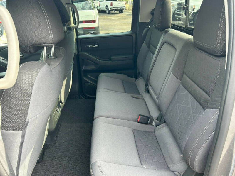 2025 Nissan Frontier