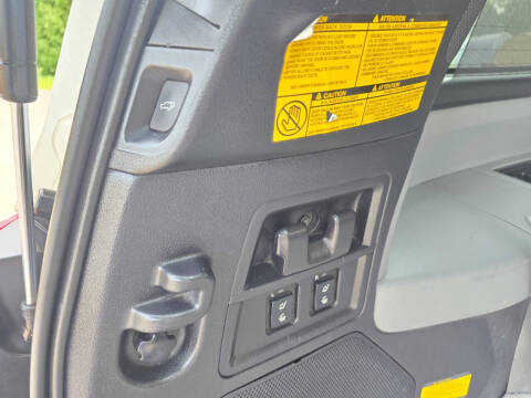 2011 Toyota Sequoia Platinum