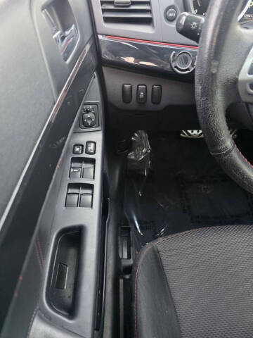 2017 Mitsubishi Lancer ES