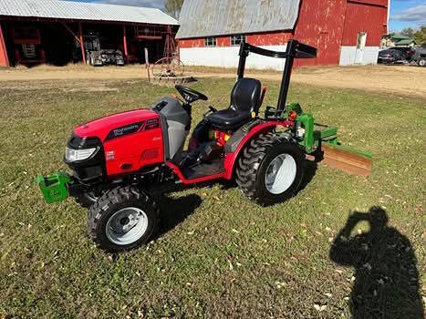 2018 Mahindra Max 26XL