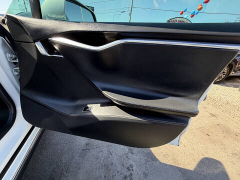 2015 Tesla Model S 85D