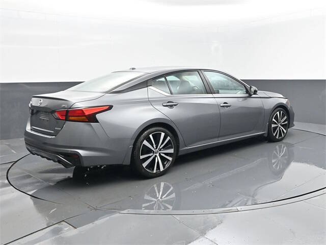 2021 Nissan Altima 2.0 SR