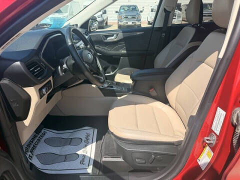 2022 Ford Escape Titanium