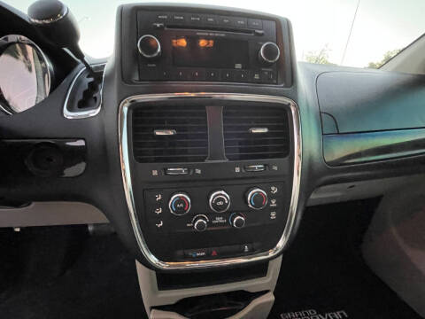 2015 Dodge Grand Caravan SE