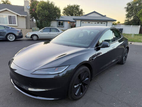 2025 Tesla Model 3 Long Range