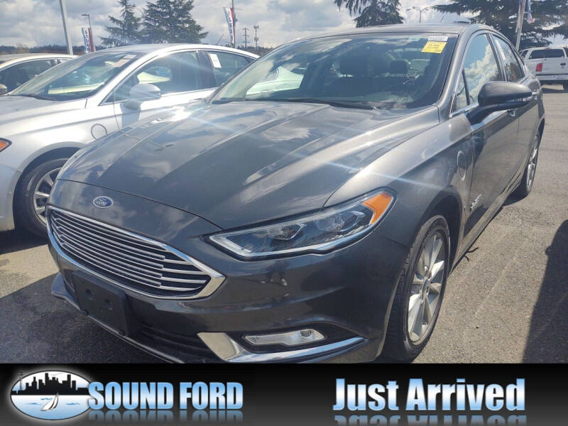 2017 Ford Fusion Energi SE Luxury
