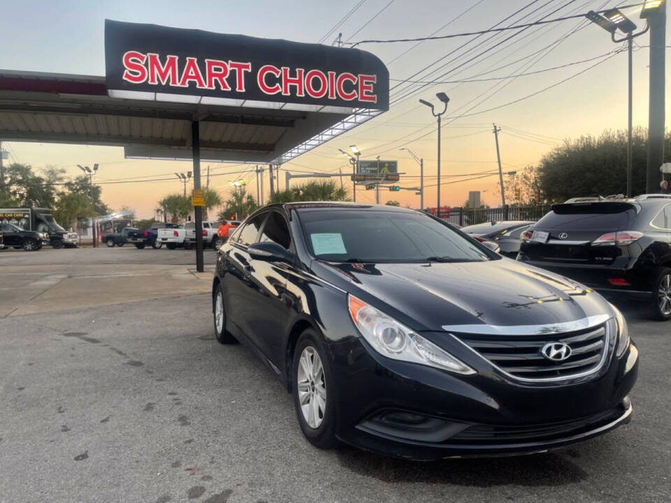 2014 Hyundai SONATA for sale at SMART CHOICE AUTO in Pasadena, TX