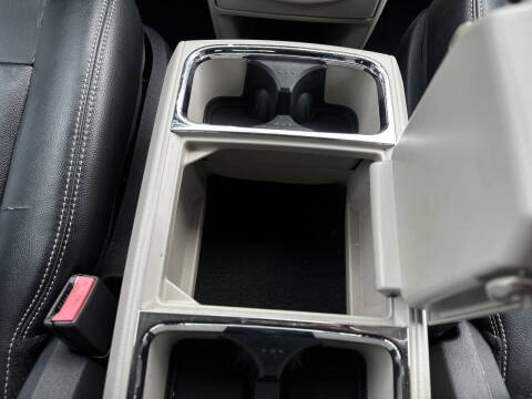 2014 Chrysler Town and Country Touring