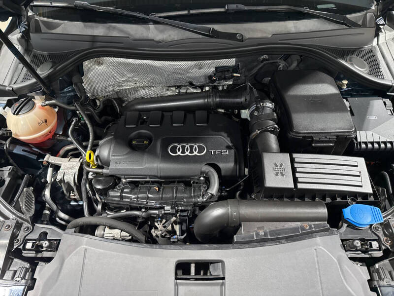 2016 Audi Q3 2.0T quattro Premium Plus