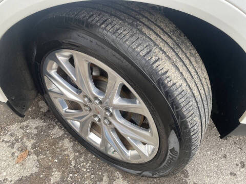 2017 Cadillac XT5 Luxury