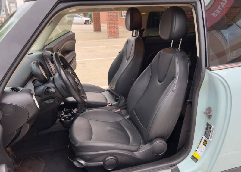 2013 MINI Hardtop Cooper