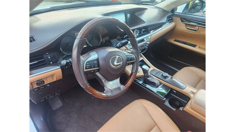 2018 Lexus ES 350 for sale at YES AUTOS in Elmhurst, NY