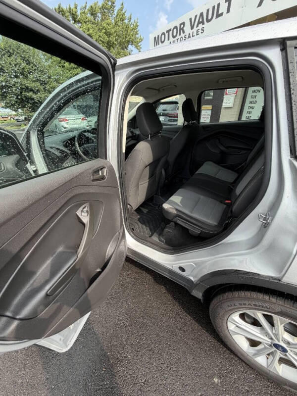 2018 Ford Escape S