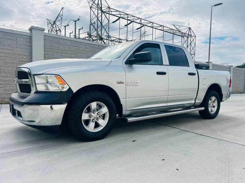 2017 RAM Ram 1500 Pickup Tradesman photo 3