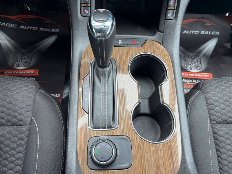 2019 GMC Acadia SLE-2