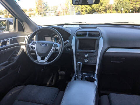 2011 Ford Explorer XLT