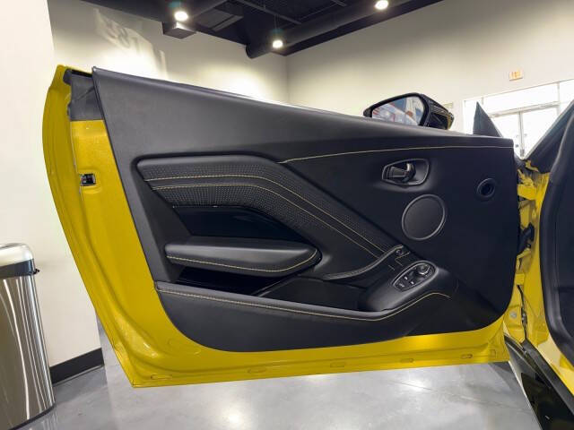 2019 Aston Martin Vantage