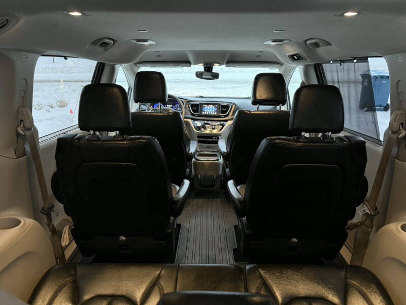 2019 Chrysler Pacifica Touring L