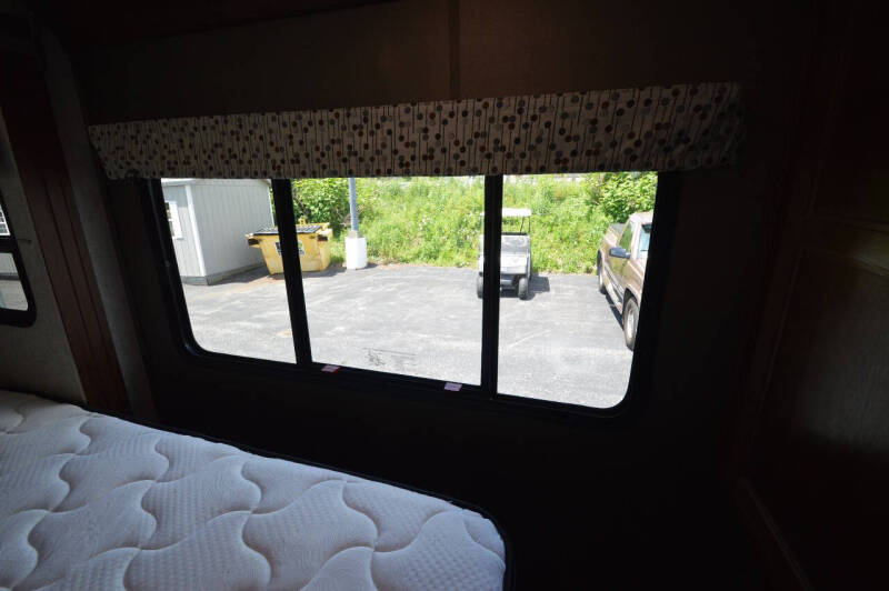 2020 SUNSEEKER BY FORESTER RIVER M 3010DS FORD E450
