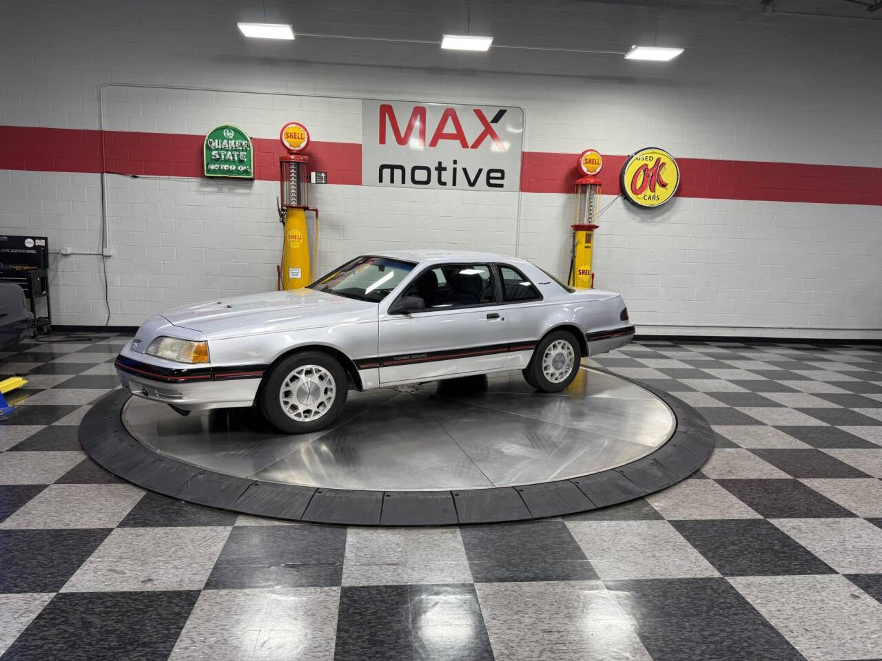 1988 Ford Thunderbird 8