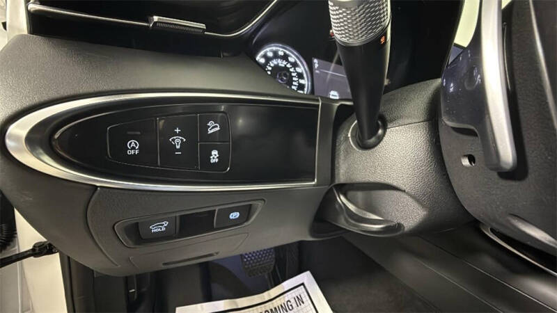 2022 Genesis GV70 2.5T Standard