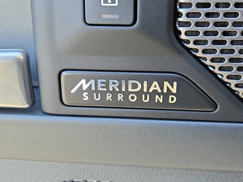 2024 Land Rover Defender 110 P400 X-Dynamic SE