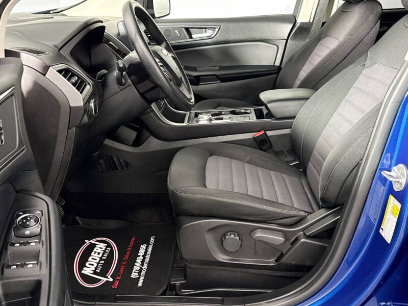 2023 Ford Edge SE