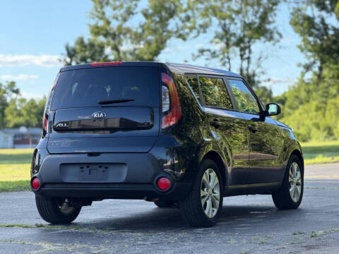 2015 Kia Soul +