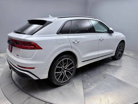 2021 Audi Q8 quattro Prestige 55 TFSI