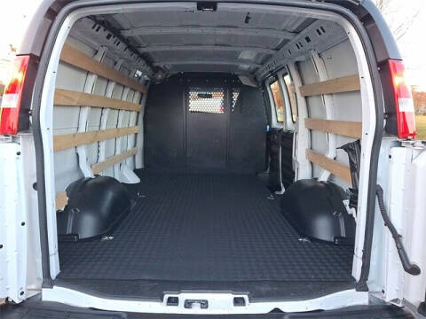 2024 Chevrolet Express 2500