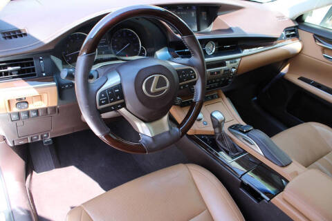 2016 Lexus ES 350