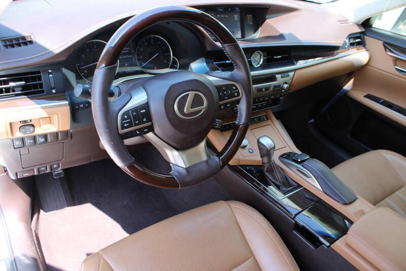 2016 Lexus ES 350