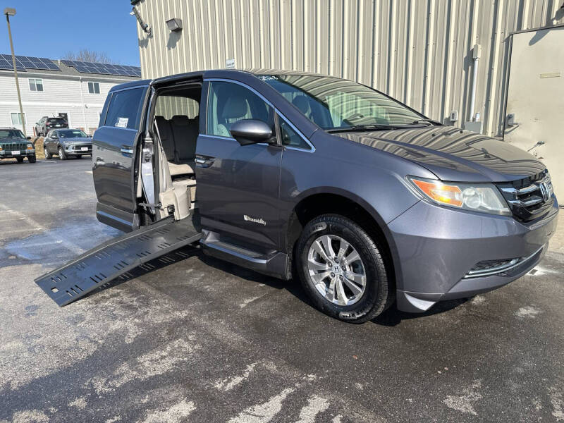 Used 2016 Honda Odyssey SE with VIN 5FNRL5H30GB019721 for sale in Seekonk, MA