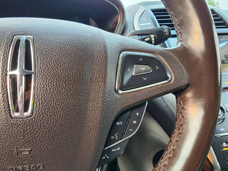 2019 Lincoln MKC Select