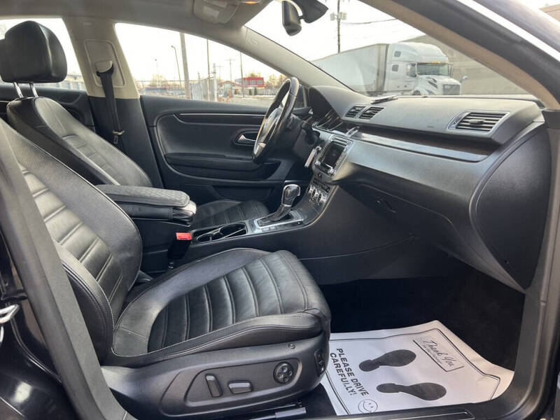 2013 Volkswagen CC VR6 4Motion Executive