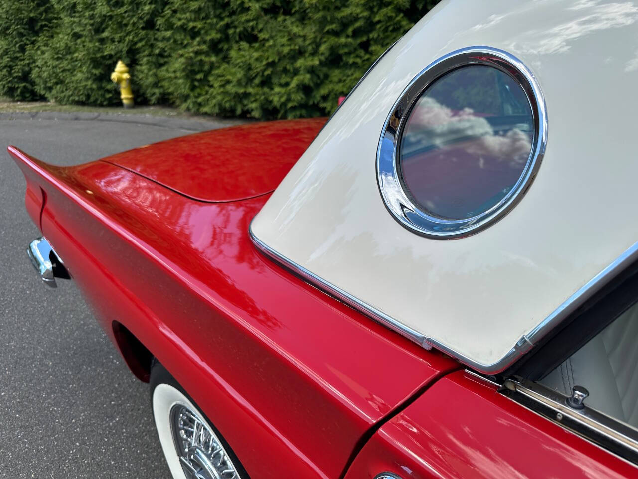 1957 Ford Thunderbird 12