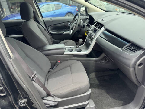 2013 Ford Edge SE