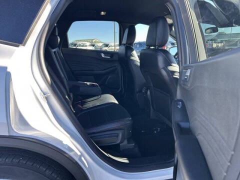 2025 Ford Escape ST-Line Select